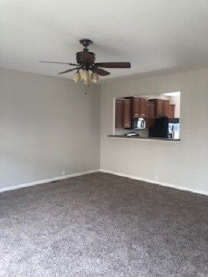 Foto del edificio - 4bd/3.5ba remodeled spacious townhome!!!