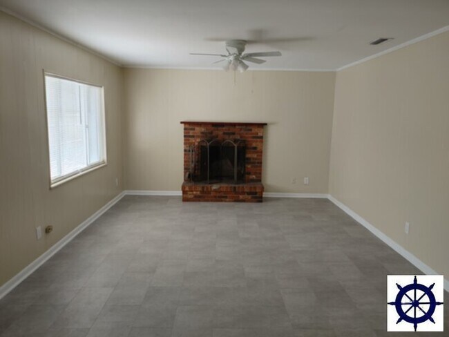 Foto del edificio - 5725 Sunset Ave