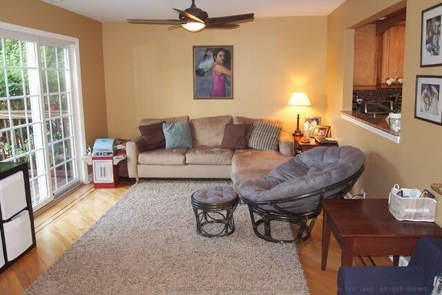 Foto del edificio - 1454 Laurel Oaks Dr