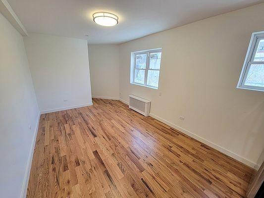 Foto del edificio - 2 bedroom in Bronx NY 10473