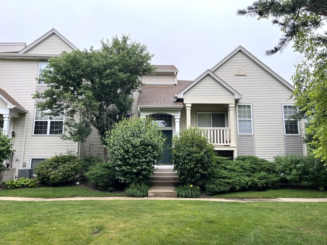 Primary Photo - 1542 Shelby court