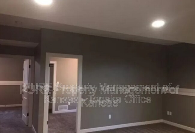 Foto del edificio - 4425 SE Gemstone Ln