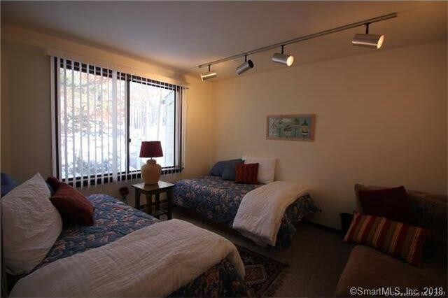 Foto del edificio - 260 Cliffside Dr