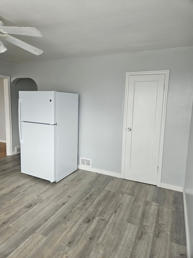 Photo - 6th Avenue Apartments