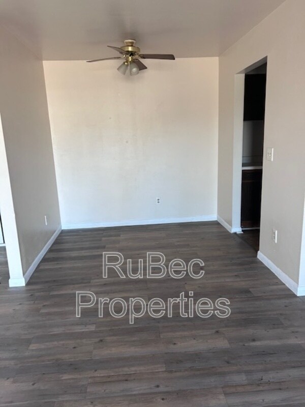 Foto del edificio - 332 Orchard Trace Ln