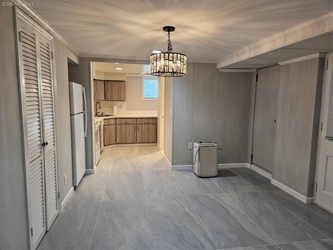 Foto del edificio - 43 Hartman Hill Rd