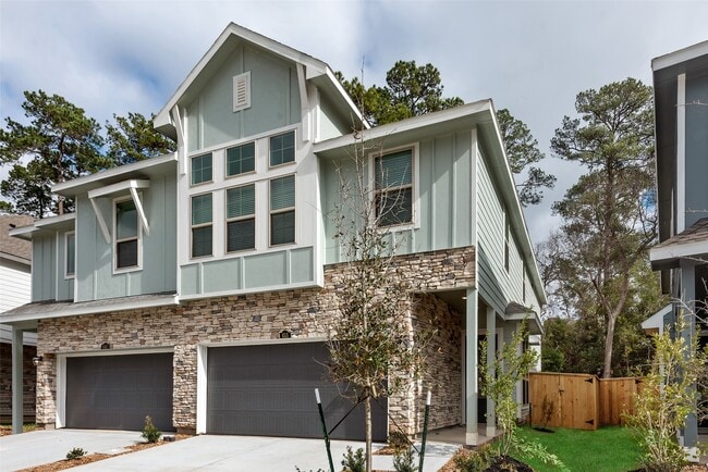 Building Photo - 653 Royal Arch Dr
