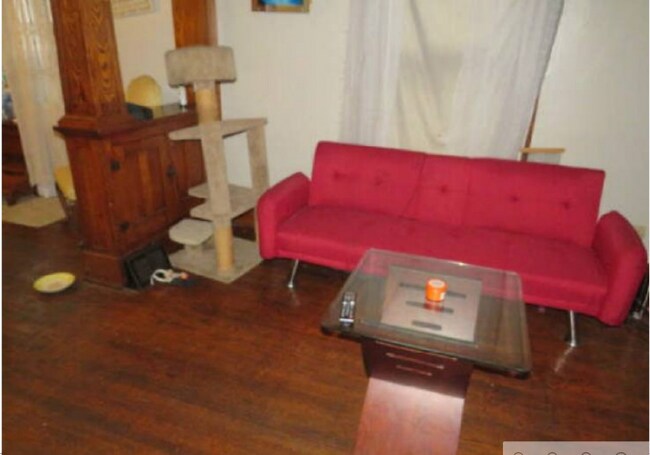 Foto del edificio - 832 N Larch St