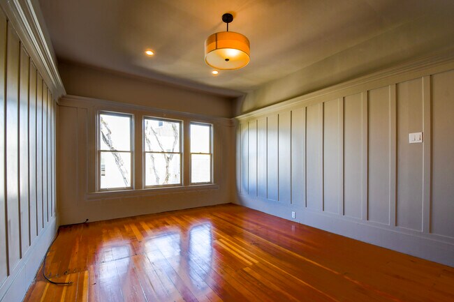 Foto del edificio - 1556 Waller St