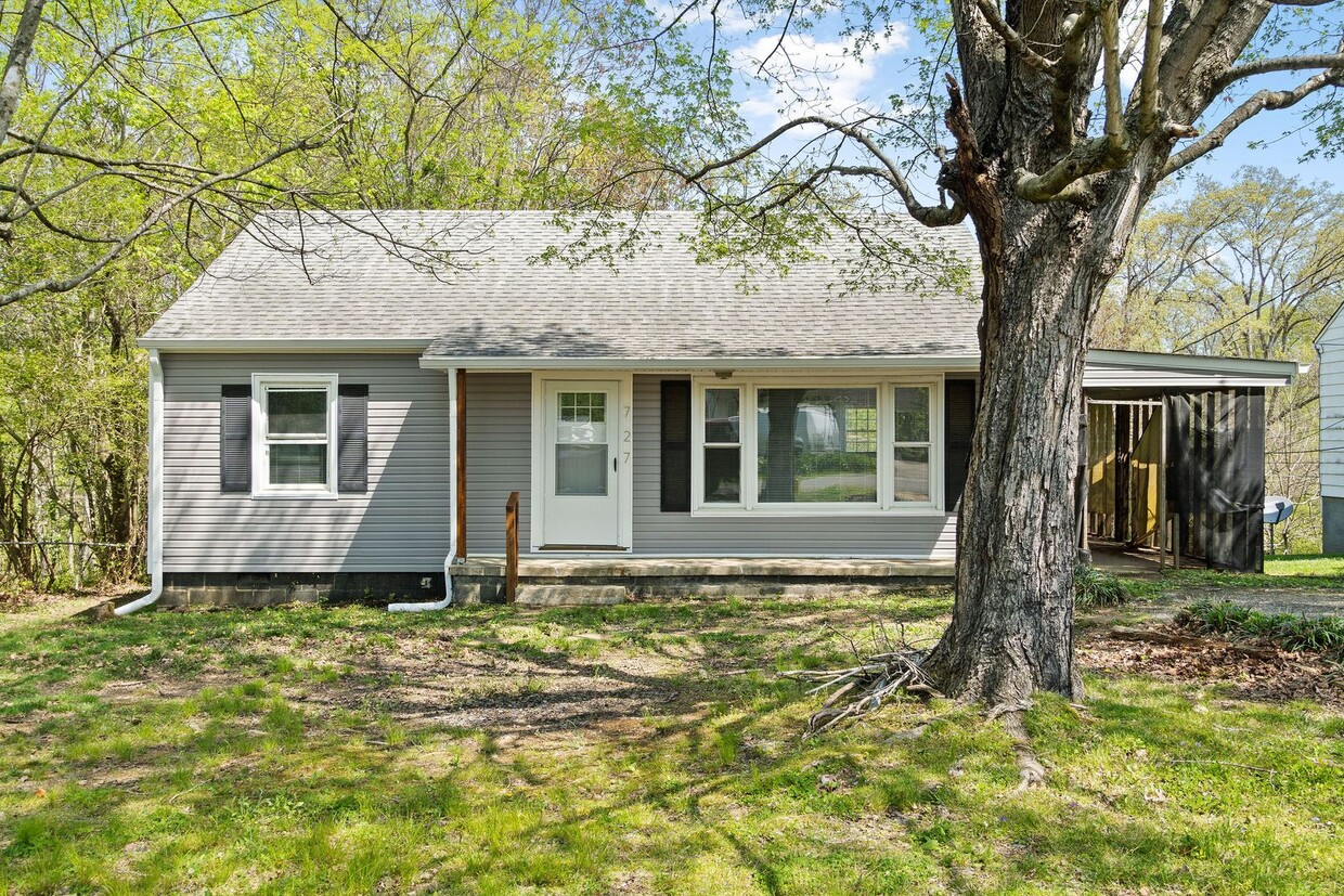 Foto principal - 727 Monroe St