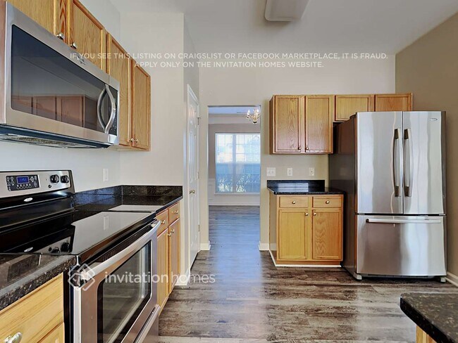 Foto del edificio - 1460 Cantwell Ct
