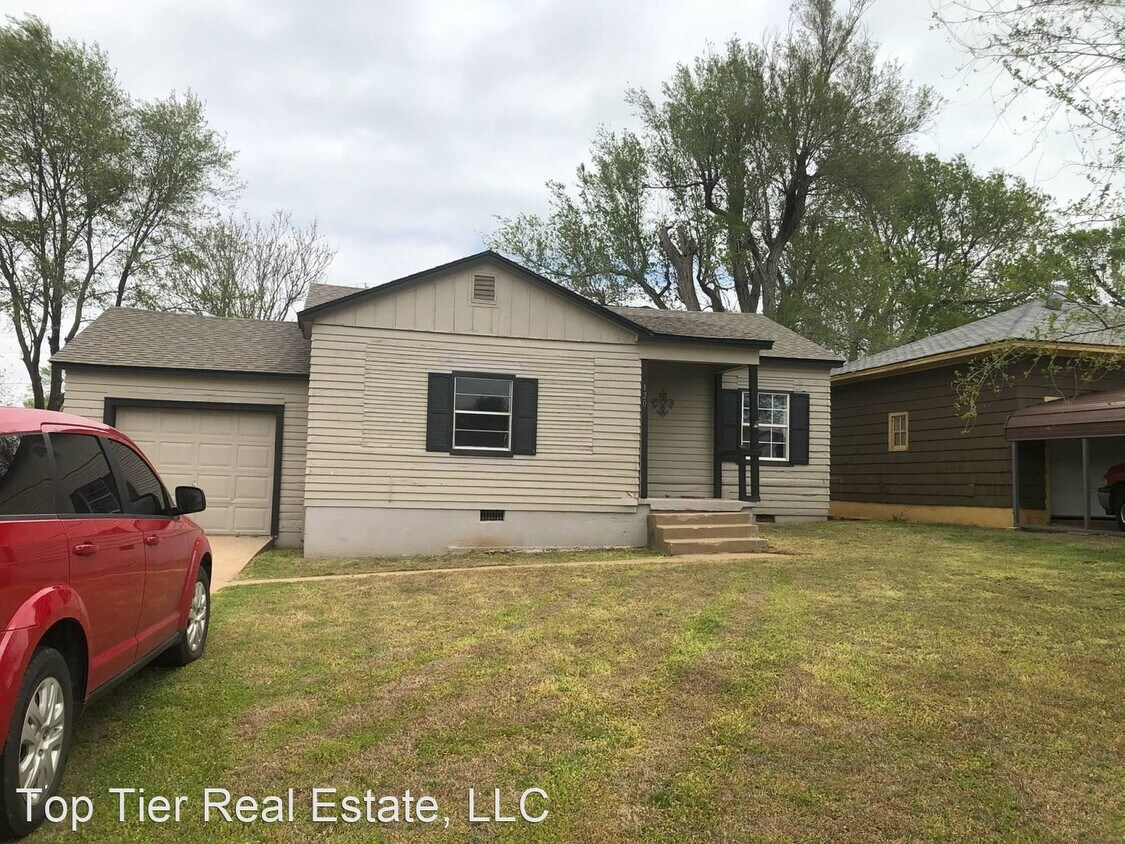 Primary Photo - 2 br, 1 bath House - 120 Carpenter Ln