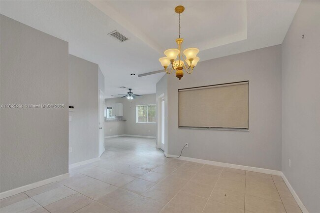 Foto del edificio - 16633 SW 50th Ter