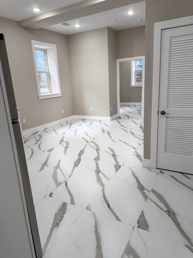 Building Photo - 213 ACADEMY St