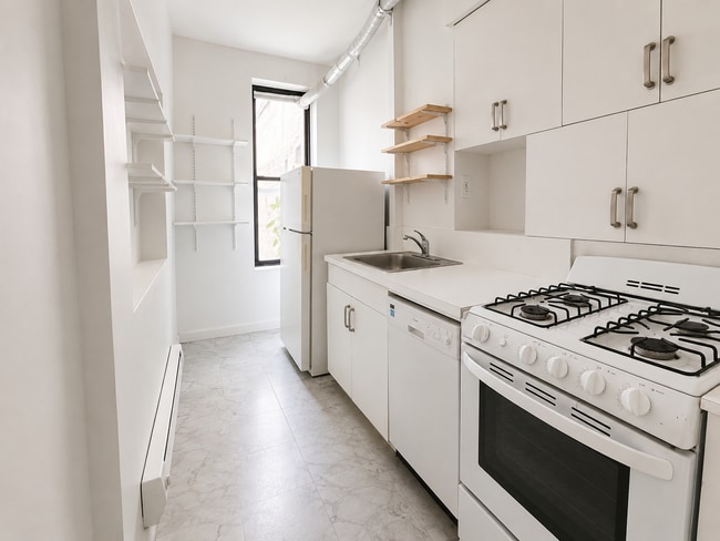 Photo - 3217-3223 PEARSALL LLC Apartment