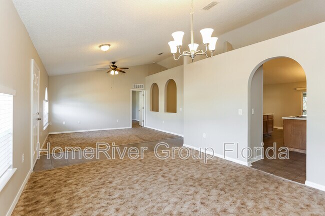 Foto del edificio - 4130 Broad Creek Ln