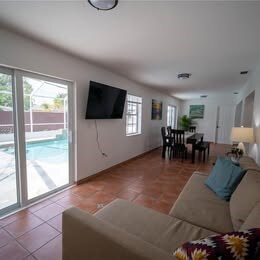 Building Photo - 10120 Nicaragua Dr