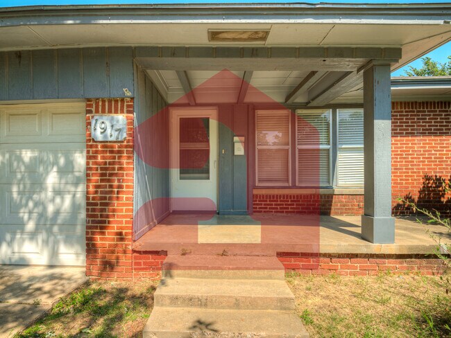 Building Photo - 1917 Hasley Dr
