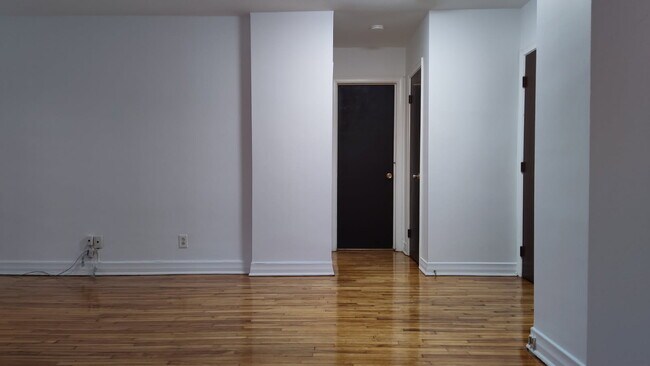 Photo du bâtiment - 5505 Rue Dudemaine