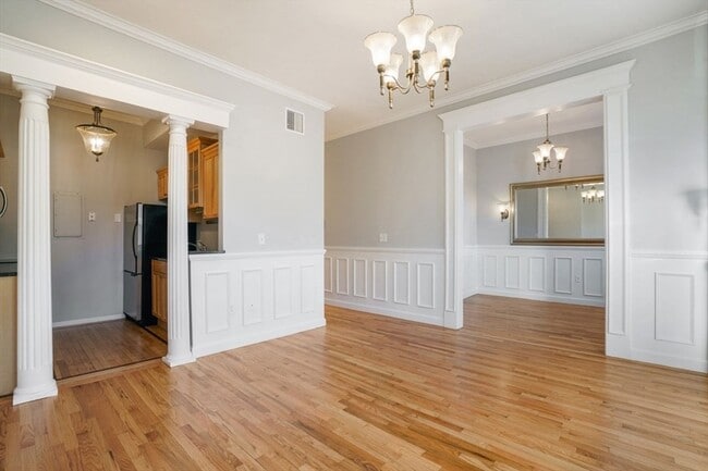 Photo - 617 Massachusetts Ave Apartment