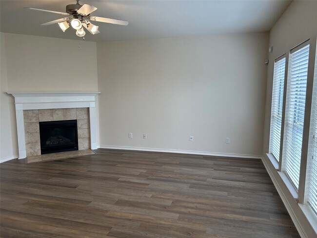 Foto del edificio - 12338 Packard Bend Trail