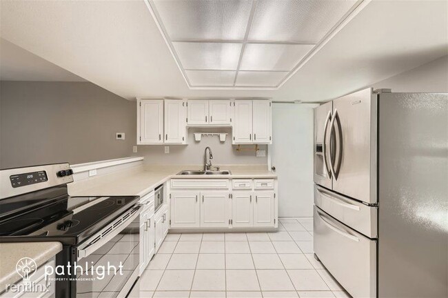 Building Photo - 3 br, 2 bath House - 2226 Stacy Court UNIT