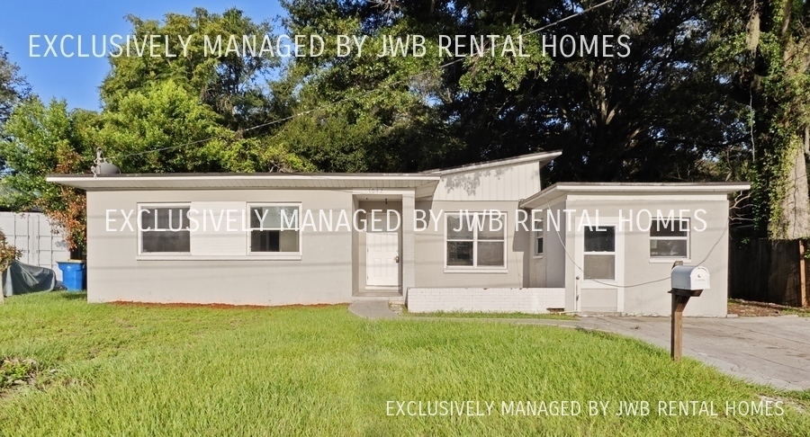 Primary Photo - 1042 Underhill Dr