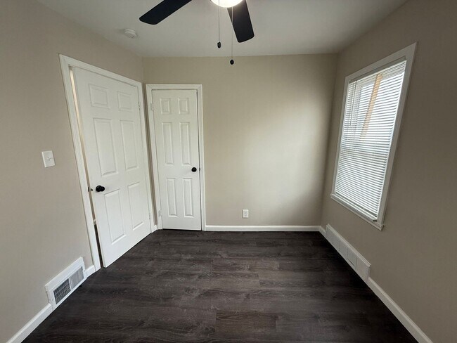 Foto del edificio - Renovated 3-Bedroom Home – Section 8 Appro...