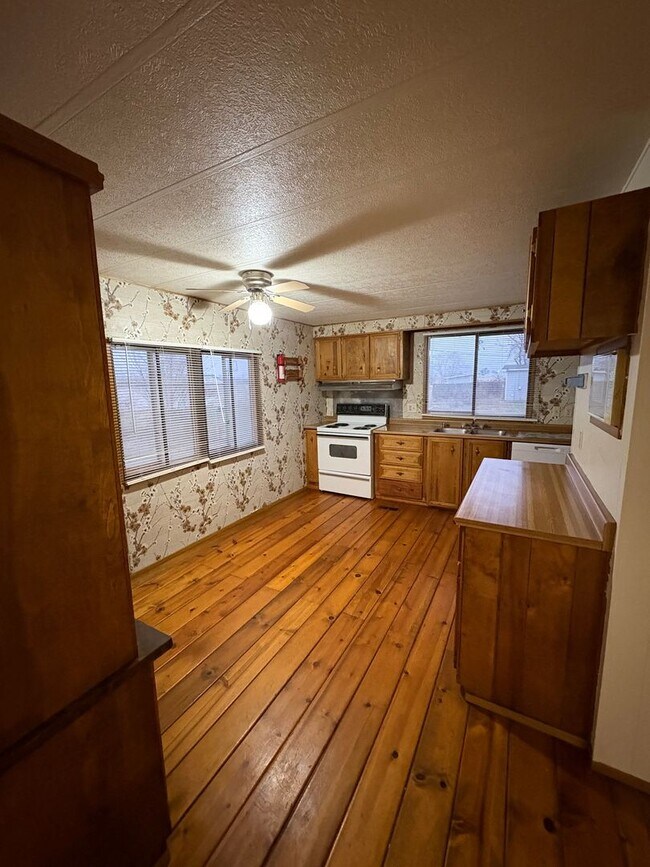 Foto del edificio - Country Living!