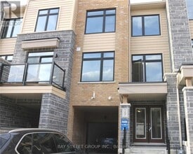 Building Photo - 157 Tango Cres
