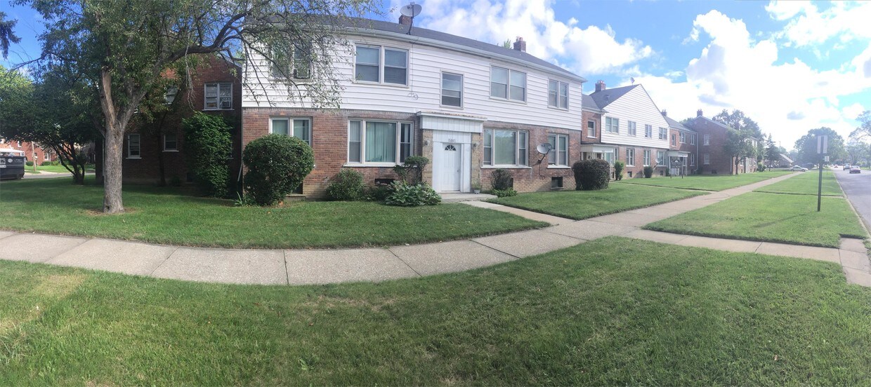 Photo - 15826 Puritan Ave
