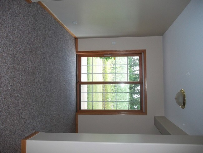 Building Photo - 21321 Windy Hill Dr
