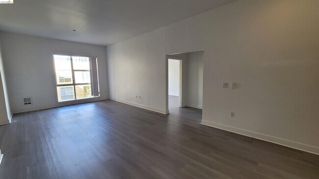 Foto del edificio - 585 9th St