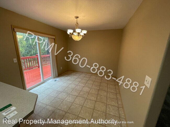 Foto del edificio - 4 br, 2.5 bath House - 8516 NE Sunnyside Dr