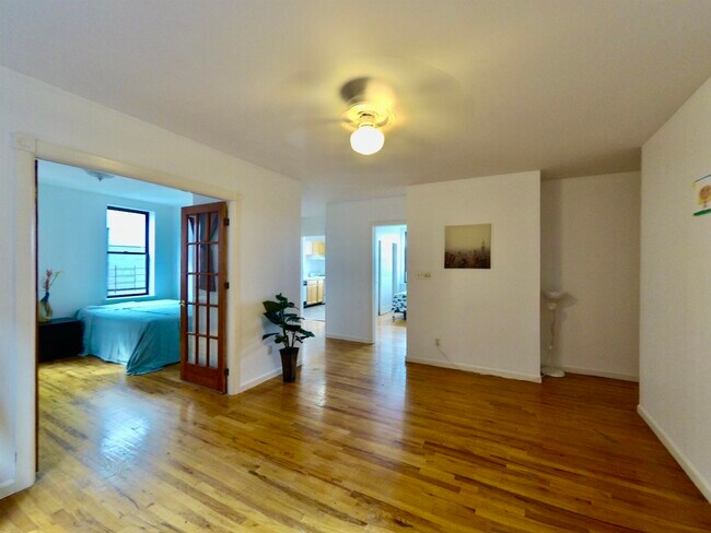 Foto del edificio - 3315 Pleasant Ave