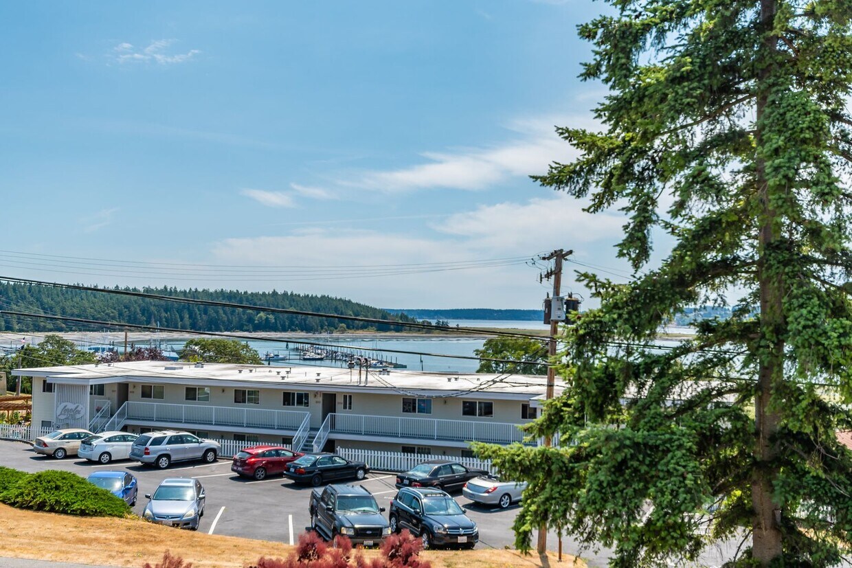 Primary Photo - 2 Bed 2 Bath Water View Condo - Water/Sewe...