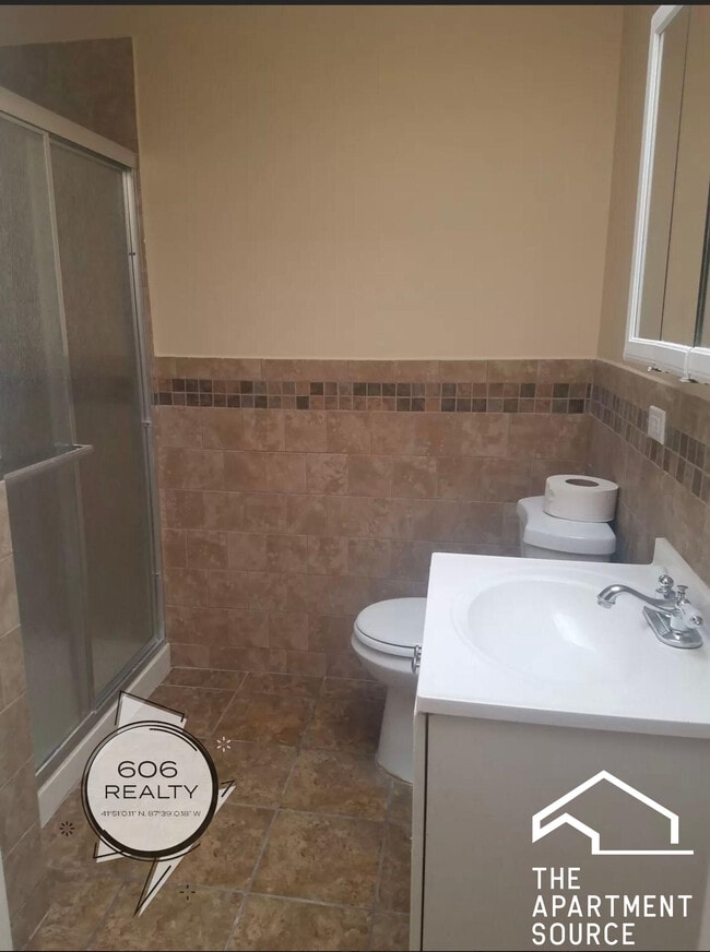 Foto del edificio - 6626 Cermak Rd