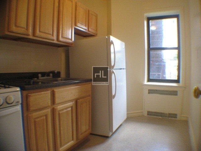Building Photo - 35-46-46 74th Street