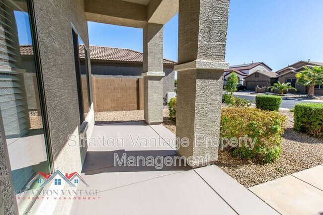 Foto del edificio - 17932 W Caribbean Ln