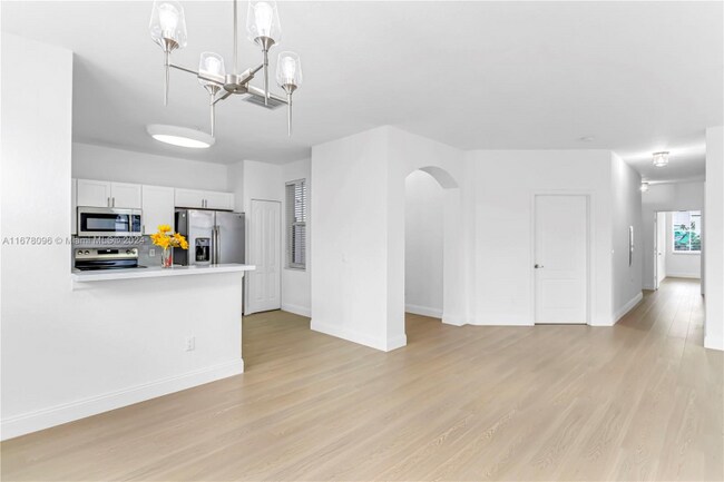 Foto del edificio - 4465 SW 160th Ave