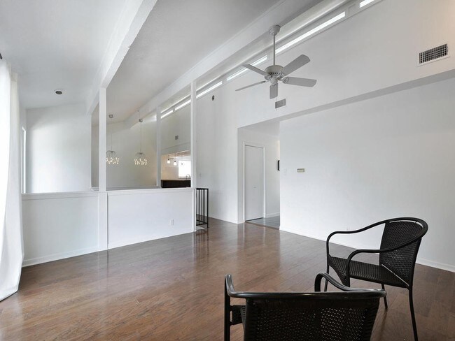 Building Photo - 2711 Trail of the Madrones