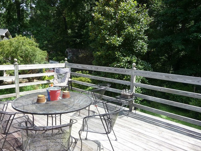Foto del edificio - 2763 Winding Ln NE