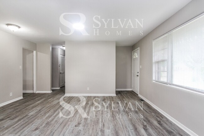 Photo - Carve Out a Great Life Here! House