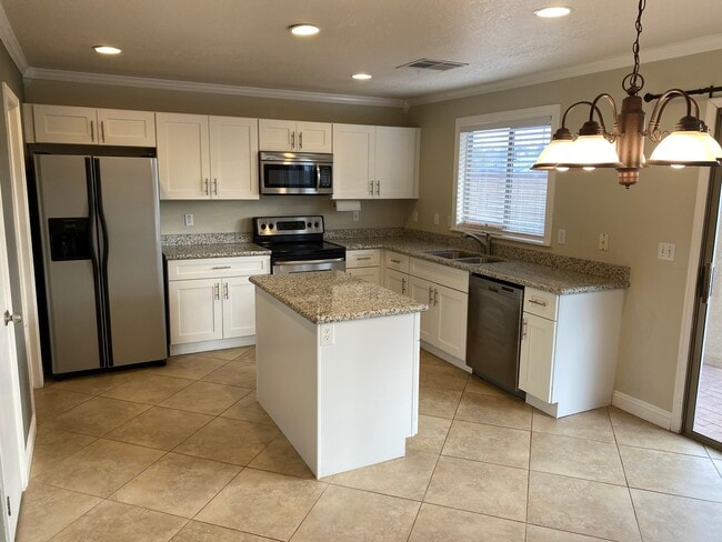 Building Photo - 1165 S Red Rock Ct