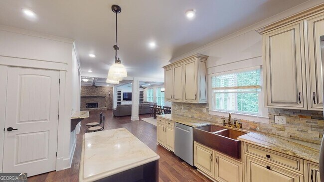 Building Photo - 1512 Barksdale Ct NW