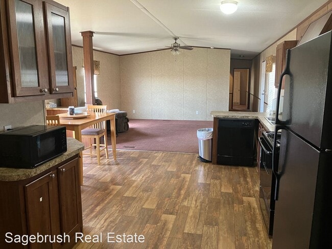 Building Photo - 3 br, 2 bath House - 1125 Curry Road 7
