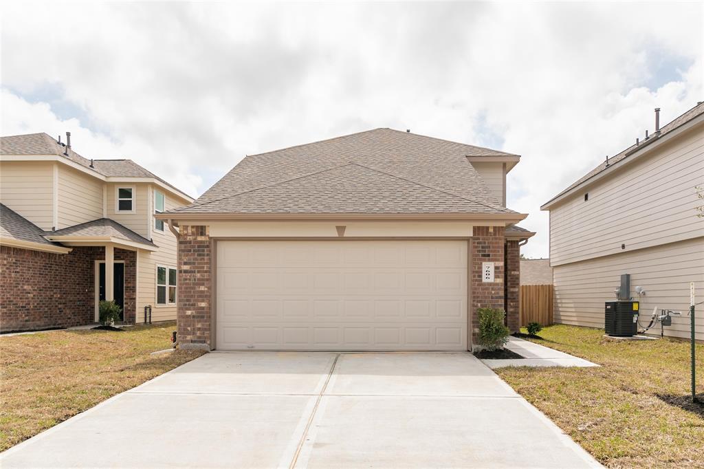 Primary Photo - 7606 Merrylands Dr
