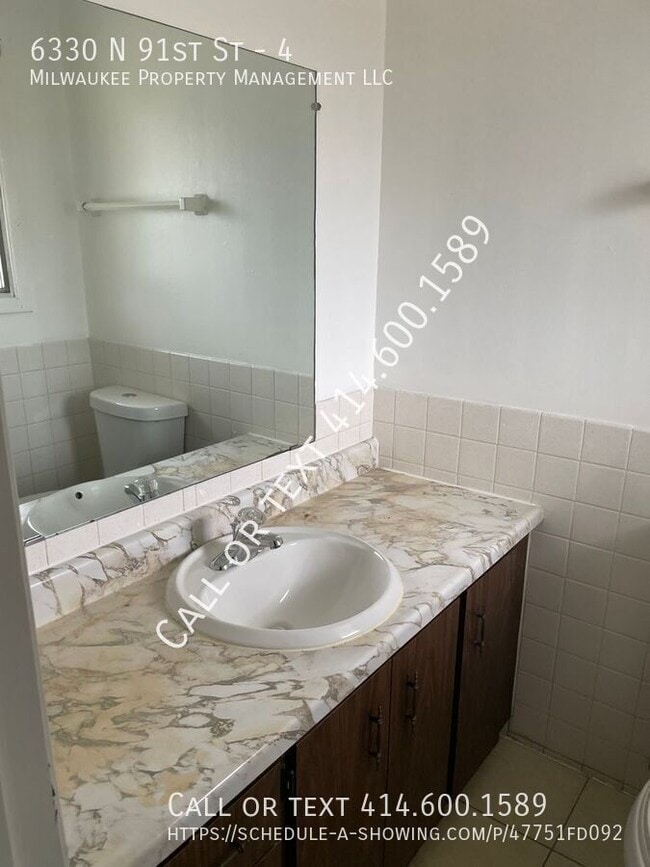 Foto del edificio - 6330 N 91st St-4