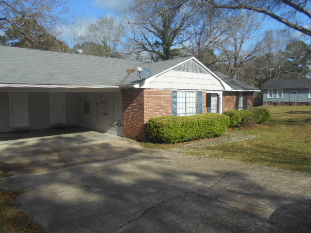 Building Photo - 1139 Harrison Dr