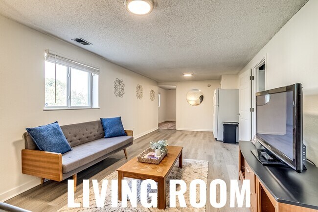 Foto del edificio - 9341 Hoffman Way